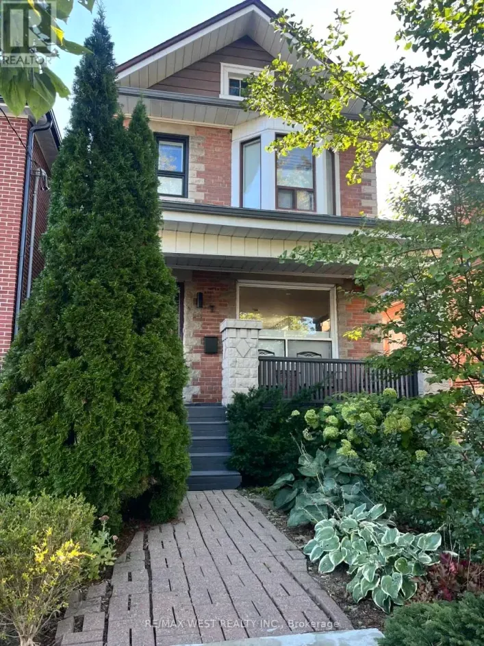 House for rent: BASEMENT - 7 BLANDFORD STREET, Toronto