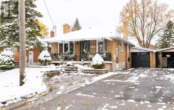 BASEMENT - 72 CHRISTINA CRESCENT, Toronto