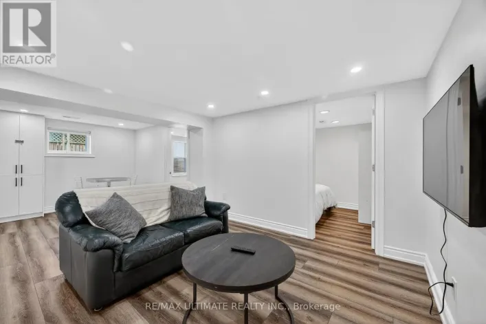 BASEMENT - 818 KROSNO BOULEVARD, Pickering