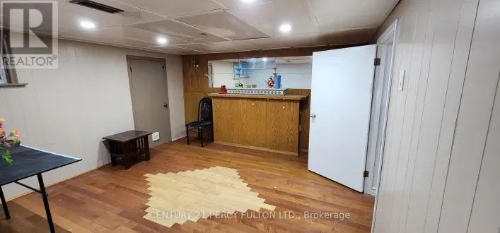 BASEMENT - 86 NELSON STREET, Toronto