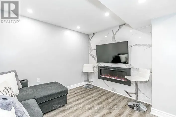 BASEMENT - 94 WEIR STREET, Bradford West Gwillimbury