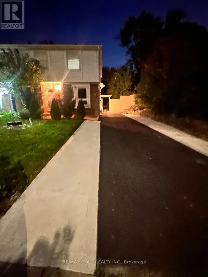 BASEMENT - 98 CENTRE STREET N, Brampton