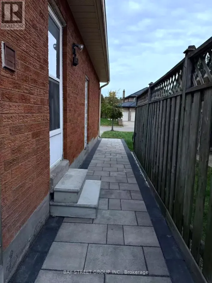 BASEMENT A2 - 50 DOWLING CIRCLE, Markham