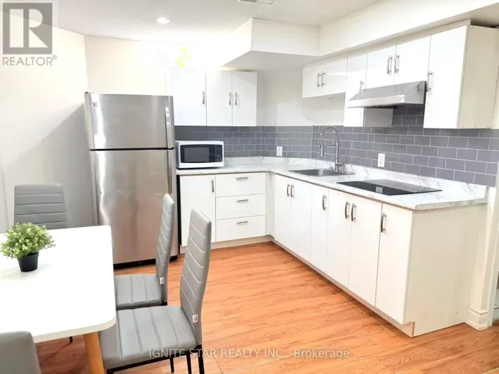 BASEMENT APARTMENT - 2537 AMBERCROFT TRAIL, Mississauga