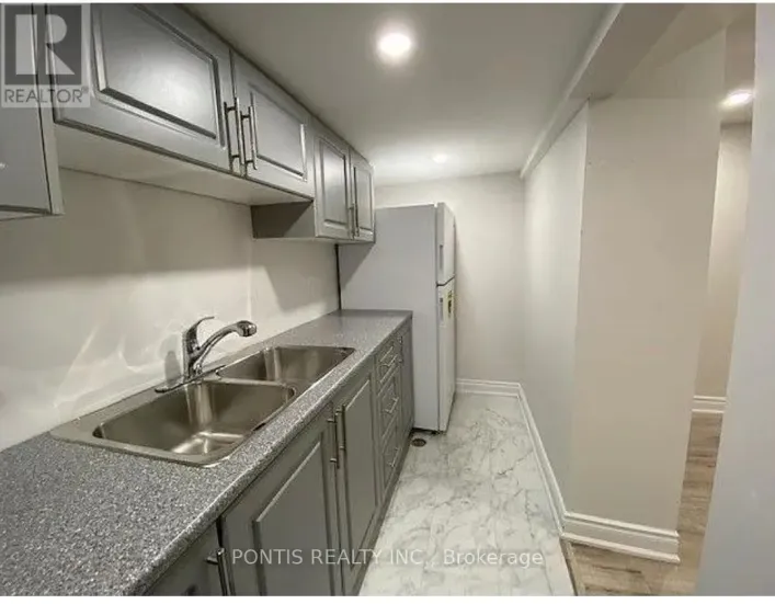 BASEMENT APT. - 188 HOLMES CRESCENT, Milton