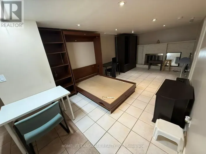 BASEMT - 517 LYNETT CRESCENT, Richmond Hill