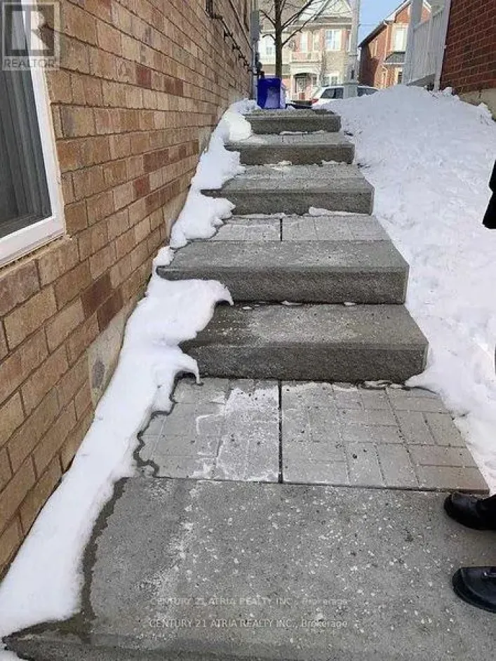 BASMENT - 429 REEVES WAY BOULEVARD, Whitchurch-Stouffville