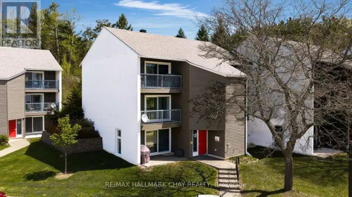 BLOCK/CHALET 10, UNIT 119 - 1102 HORSESHOE VALLEY ROAD W, Oro-Medonte