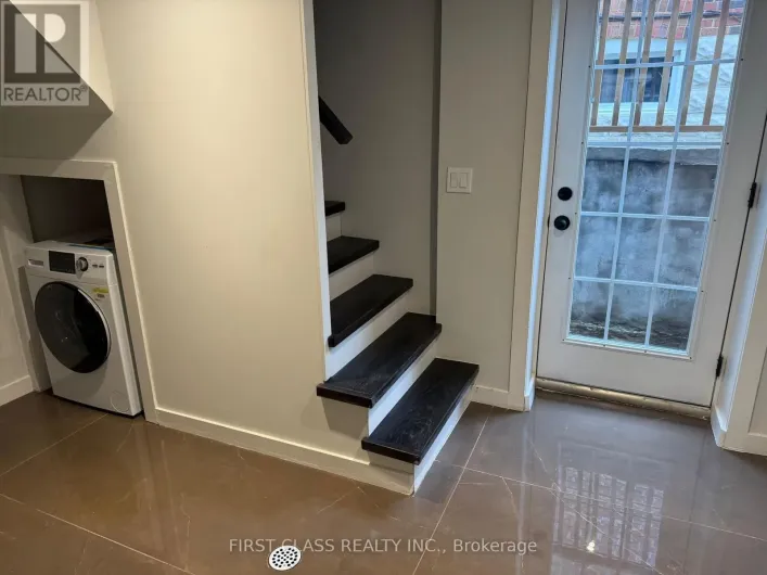 BSMNT - 259 FLOYD AVENUE, Toronto