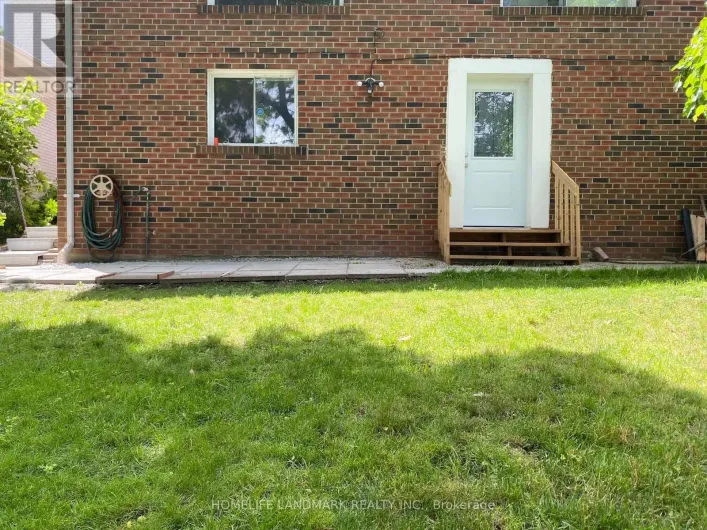 BSMNT - 34 ARGONNE CRESCENT, Toronto