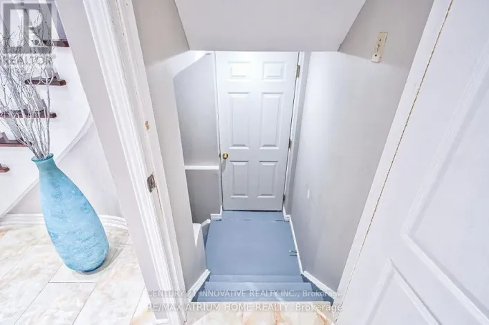 #BSMT - 10 OLIVEWOOD DRIVE E, Markham