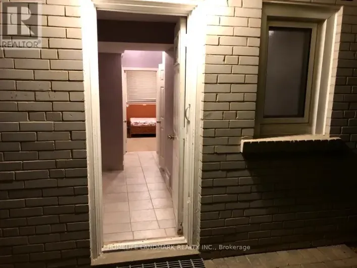 House for rent: BSMT - 10 OSCAR COURT, Toronto