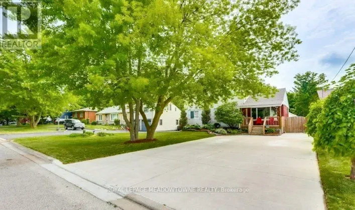 House for rent: BSMT - 1018 WILLOW DRIVE, London South