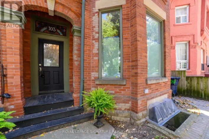 BSMT - 103 GLOUCESTER STREET, Toronto