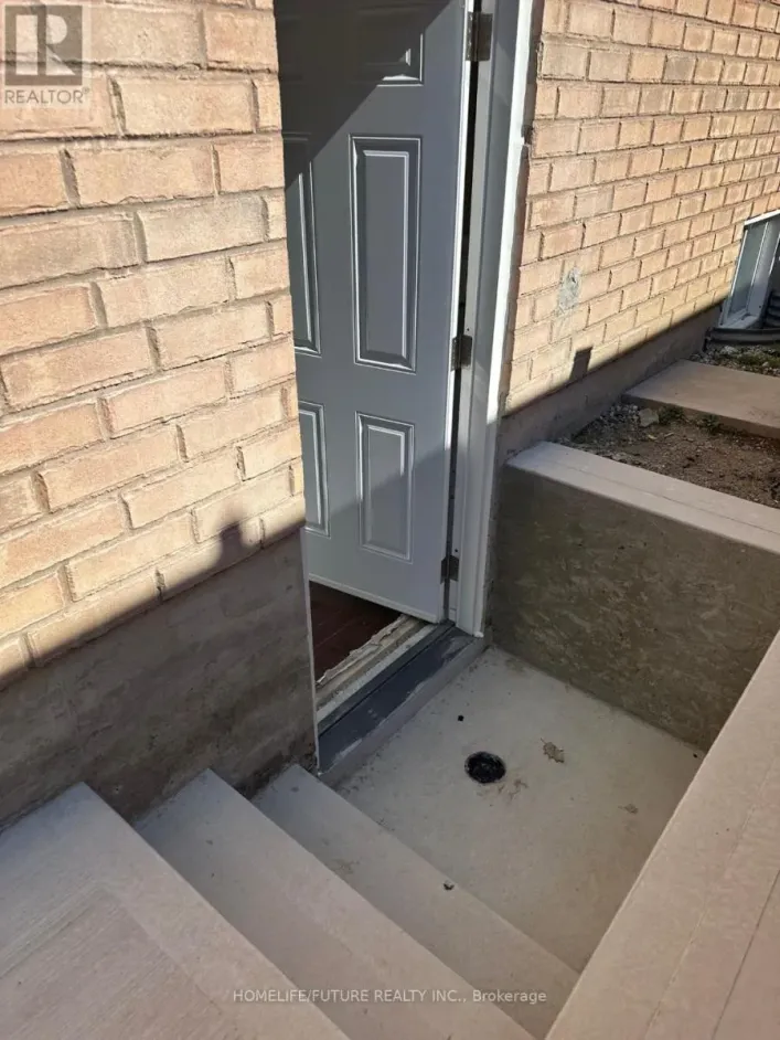 BSMT - 11 CLAIR AVENUE, Whitby