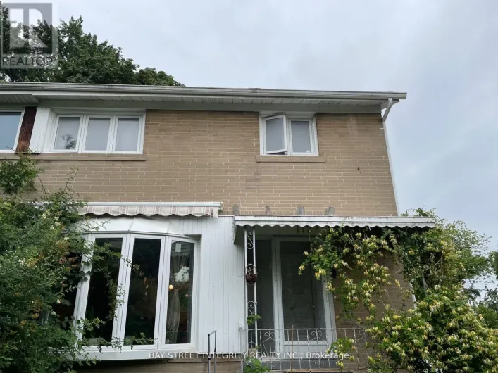 BSMT - 112 COMBERMERE DRIVE, Toronto
