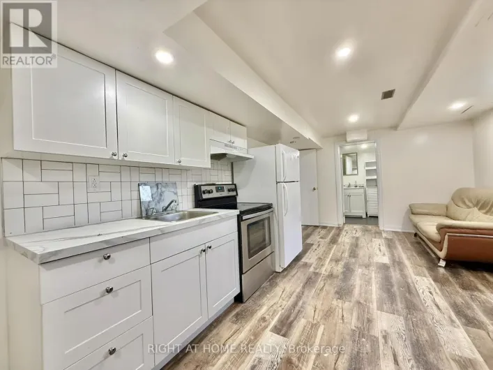 BSMT - 116 CHERRYWOOD DRIVE, Newmarket