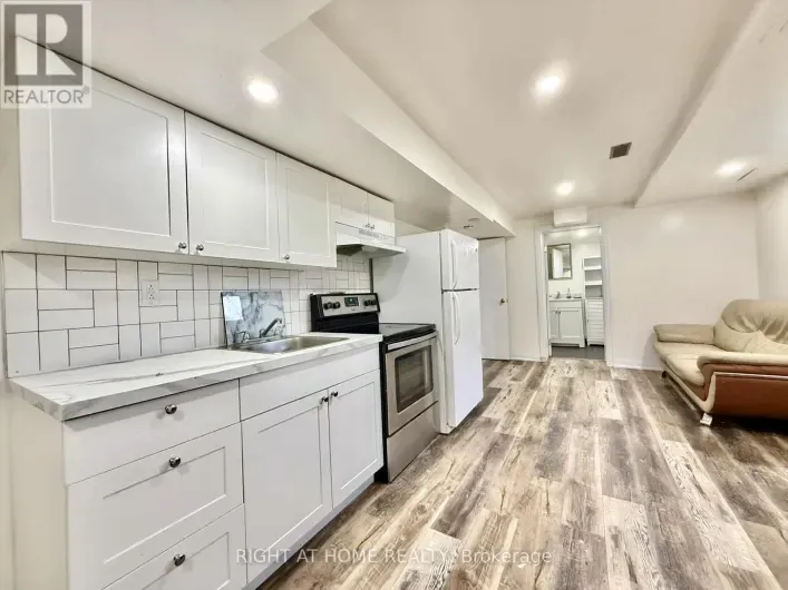 BSMT - 116 CHERRYWOOD DRIVE, Newmarket