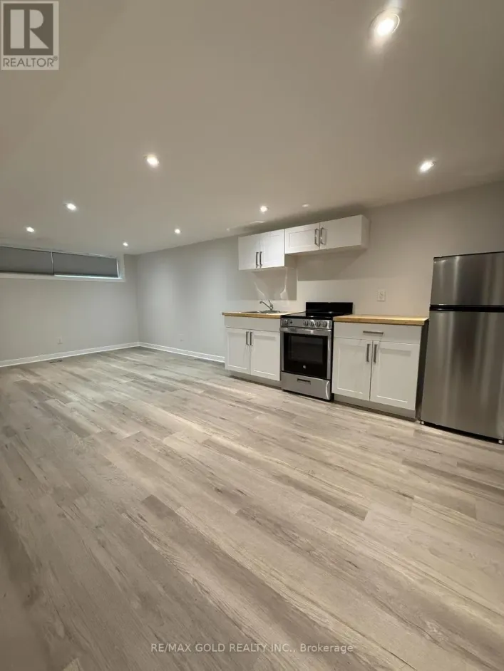 BSMT - 130 DUNCANWOODS DRIVE, Toronto