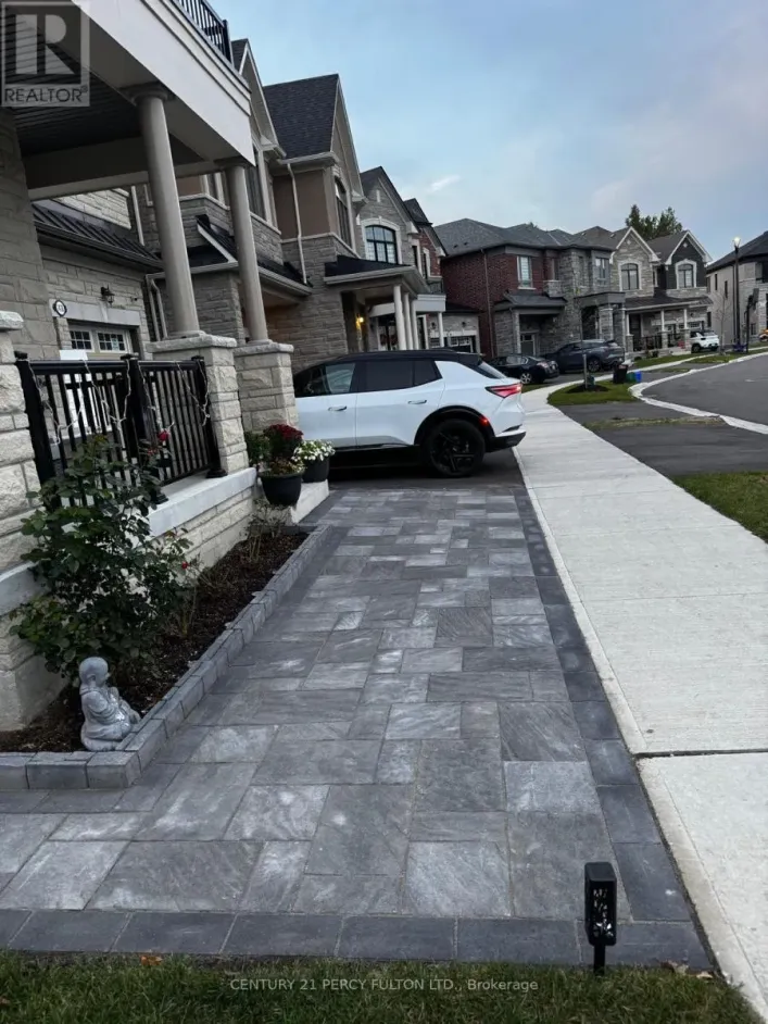 BSMT - 1438 MOCKINGBIRD SQUARE, Pickering