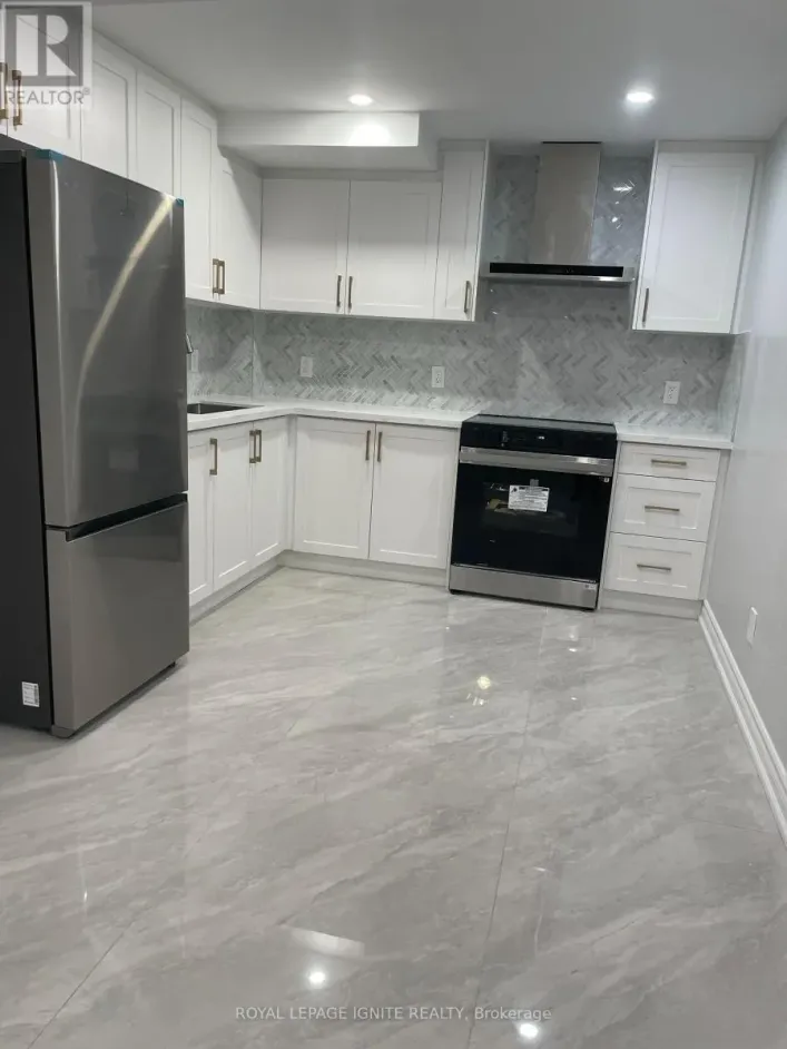 BSMT - 15 JINNAH AVENUE, Markham