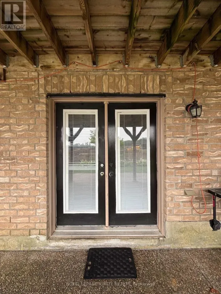 BSMT - 15 LADY KAREN CRESCENT, Vaughan