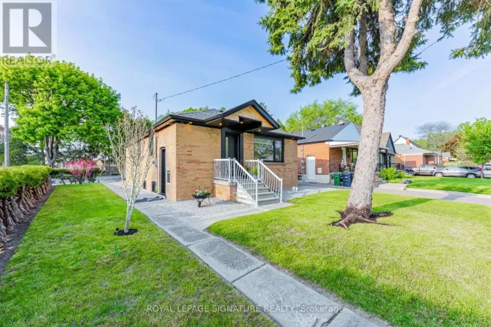 BSMT - 16 BOEM AVENUE, Toronto