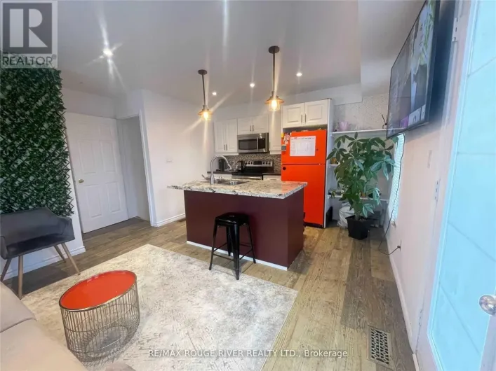 BSMT - 16 LAWRENCETOWN STREET, Ajax