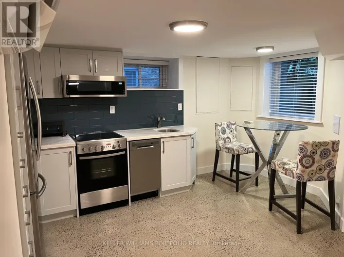BSMT - 172 HIGH PARK AVENUE, Toronto