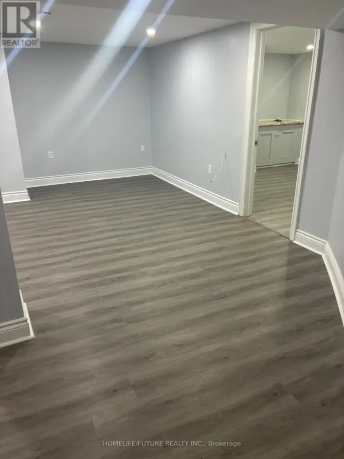 BSMT - 19801 LESLIE STREET, East Gwillimbury