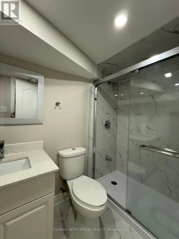 BSMT - 204 MONTGOMERY AVENUE, Whitby