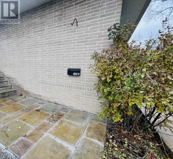 BSMT - 208 WELLINGTON STREET E, Barrie