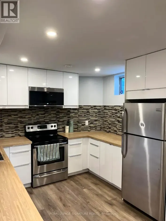 BSMT - 21 MELBERT ROAD, Toronto