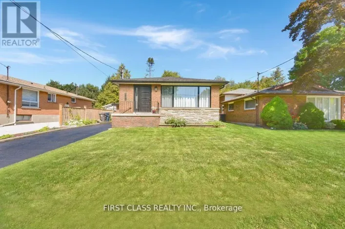 BSMT - 24 FINTONA AVENUE, Toronto