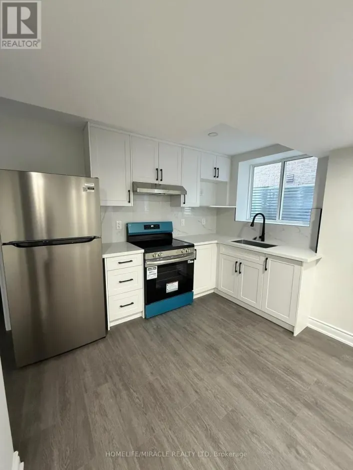 BSMT - 24 PHOENIX BOULEVARD, Barrie