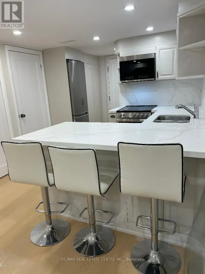 BSMT - 2429 HENSALL STREET, Mississauga