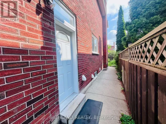 BSMT - 252 HICKORY CIRCLE, Oakville