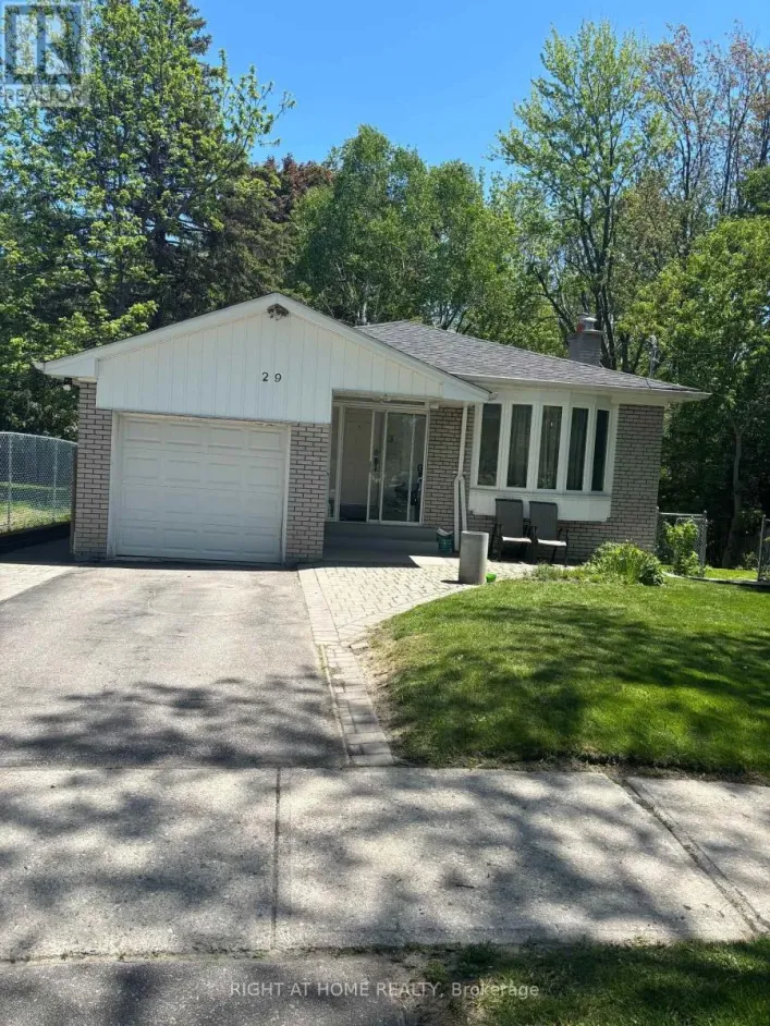 BSMT - 29 RAVENVIEW DRIVE, Toronto