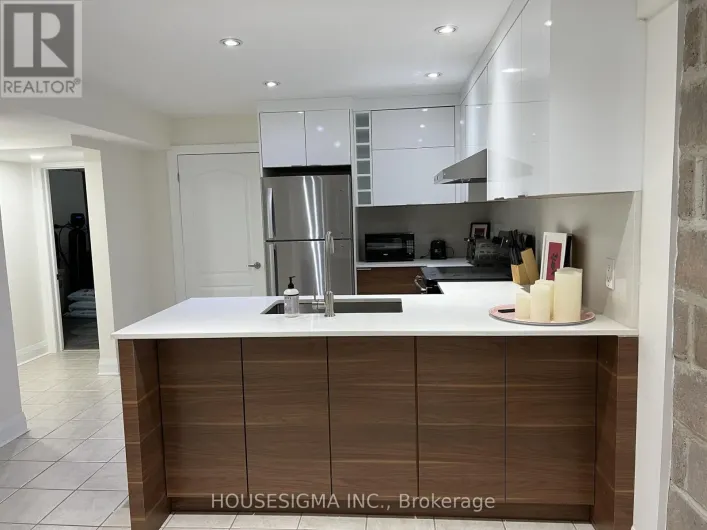 BSMT - 292 BROOKSIDE ROAD, Richmond Hill