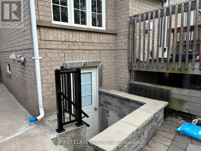 BSMT - 3023 MISSION HILL DRIVE, Mississauga