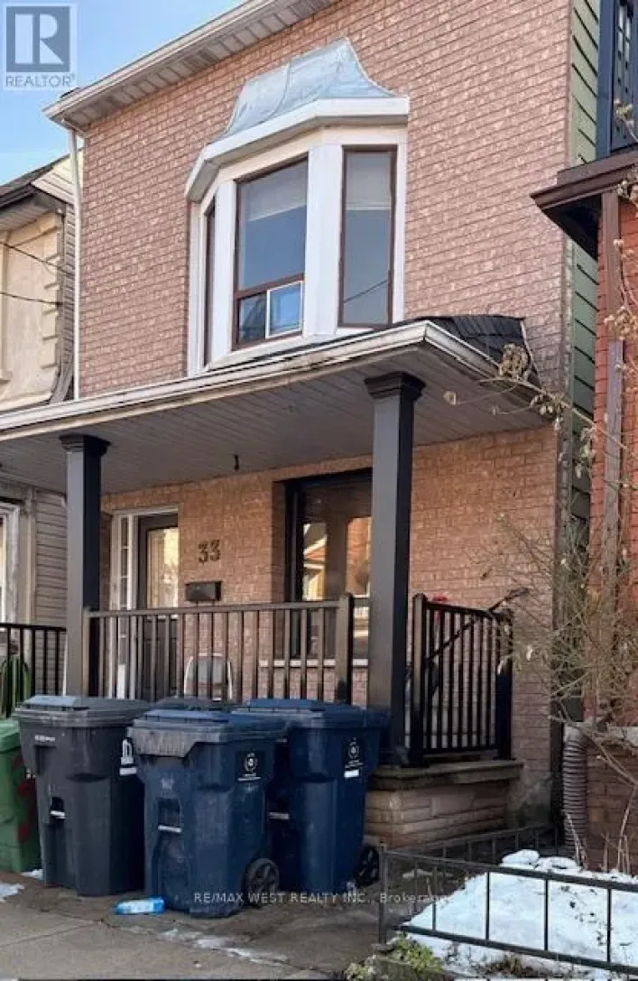 BSMT - 33 LAPPIN AVENUE, Toronto