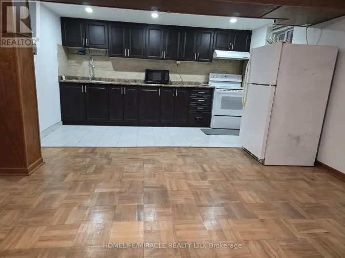 BSMT - 37 CAMEO CRESCENT, Toronto