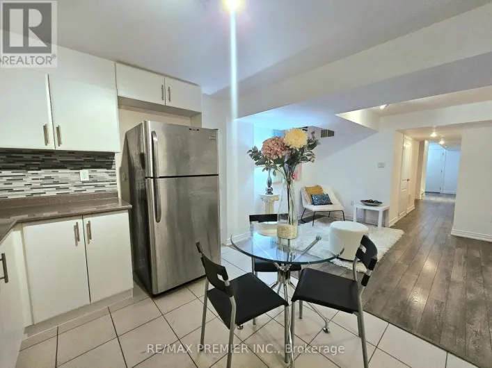 House for rent: BSMT - 3900 ARVONA PLACE, Mississauga