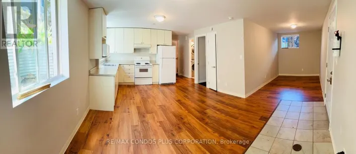 BSMT - 5 THIRTY-FIFTH STREET, Toronto
