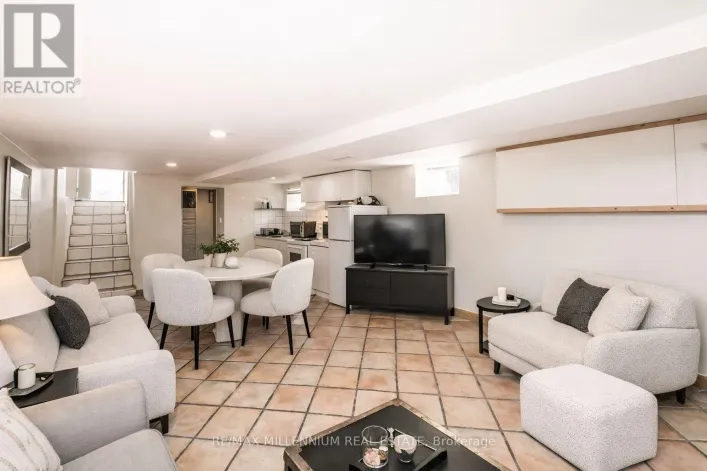 BSMT - 533 BERESFORD AVENUE, Toronto