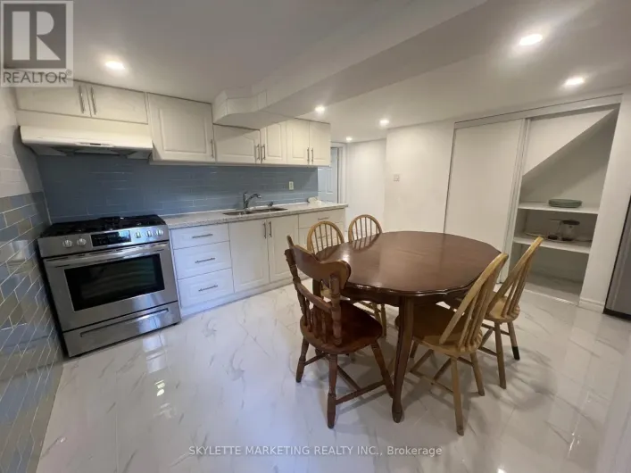 BSMT - 548 DUFFERIN STREET, Toronto