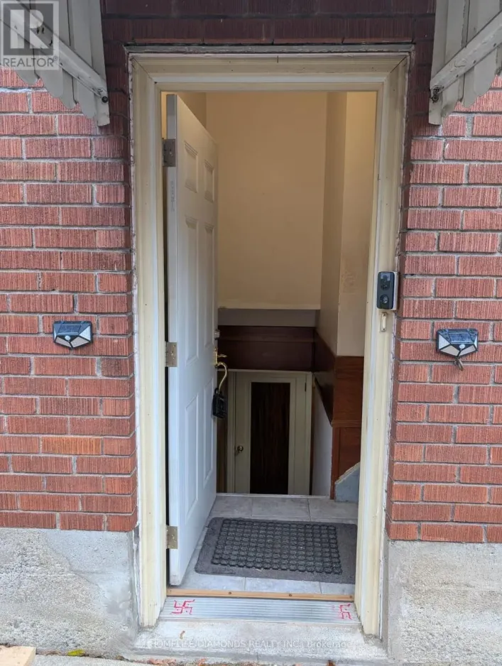 BSMT - 5589 DORCHESTER ROAD, Niagara Falls