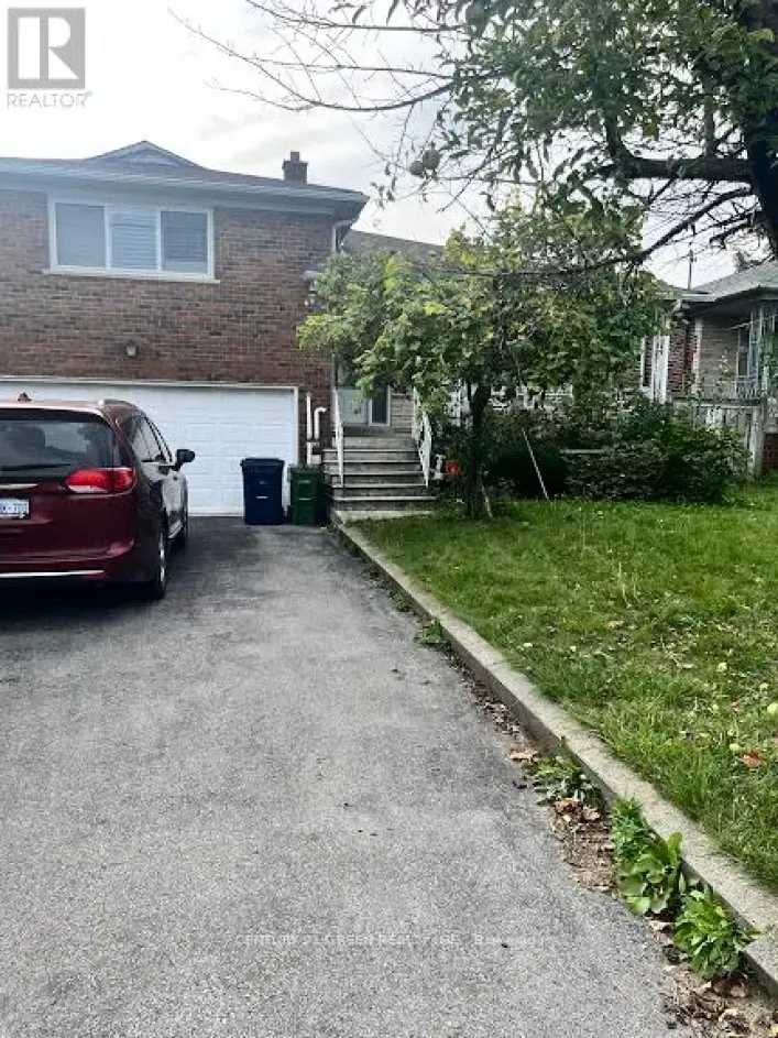 House for rent: BSMT - 566 PHARMACY AVENUE, Toronto