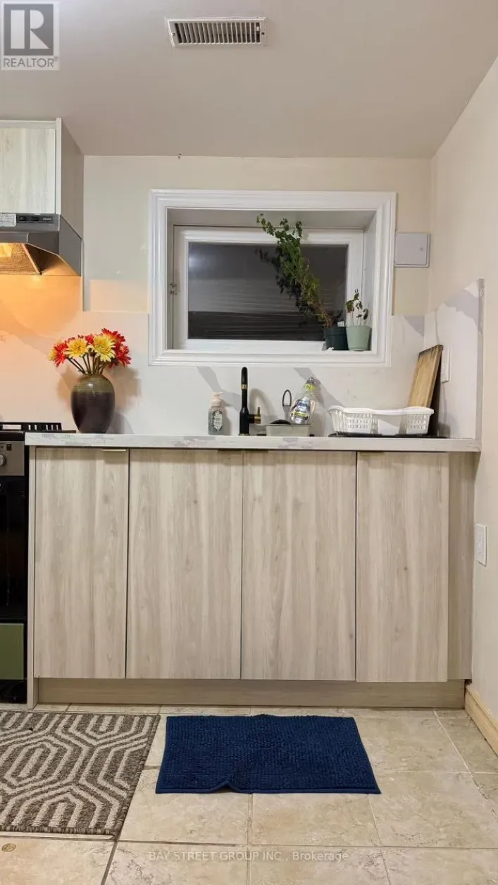 BSMT - 657 PHARMACY AVENUE, Toronto