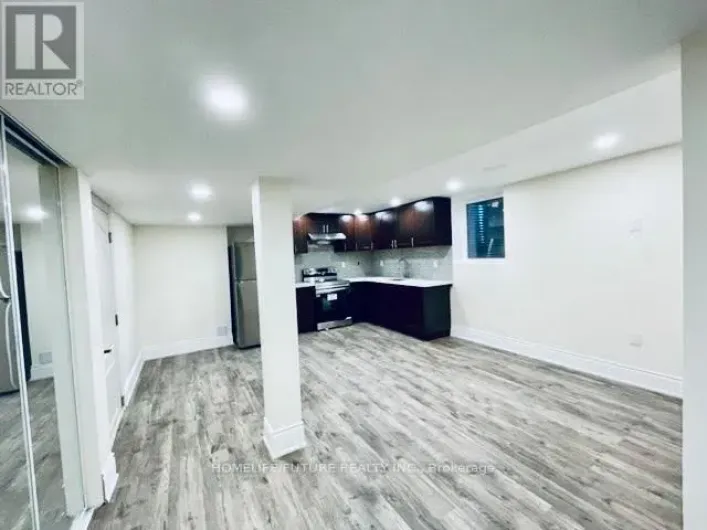 BSMT - 66 BINDER TWIN TRAIL, Brampton